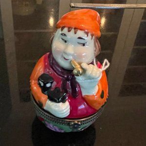 Villeroy & Boch 1748 Elf Toymaker Hinged Hand Painted Trinket Box